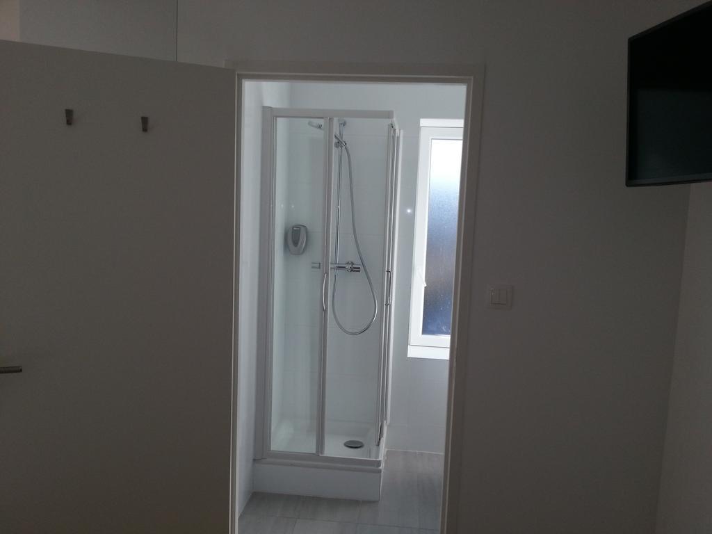 Bull'it Hotel Saint-Genis-Laval Esterno foto