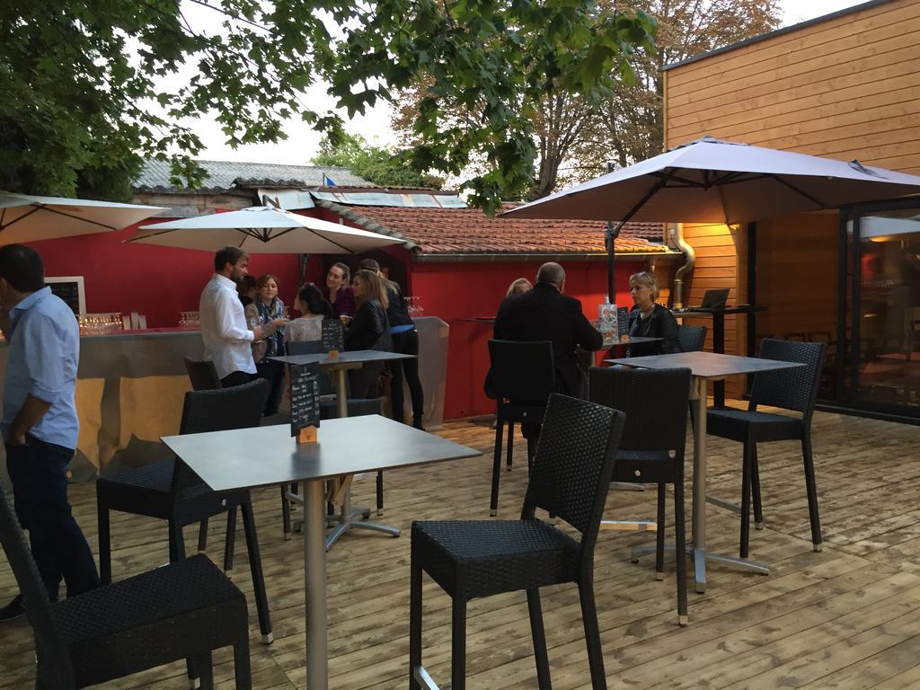 Bull'it Hotel Saint-Genis-Laval Esterno foto