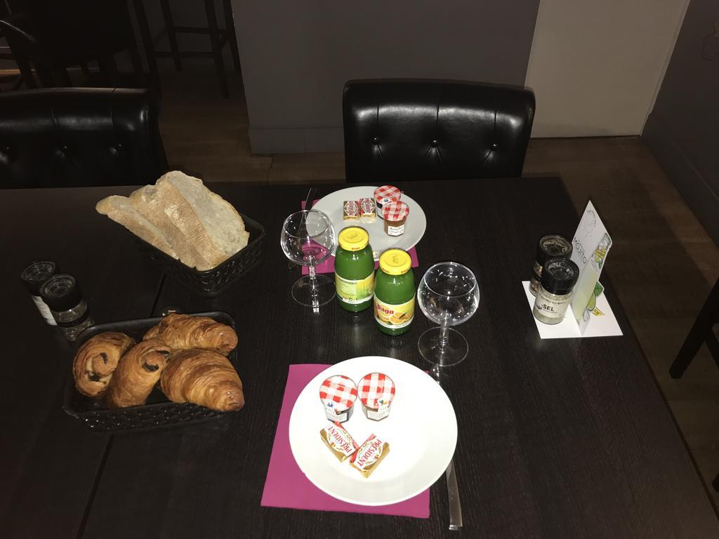 Bull'it Hotel Saint-Genis-Laval Esterno foto